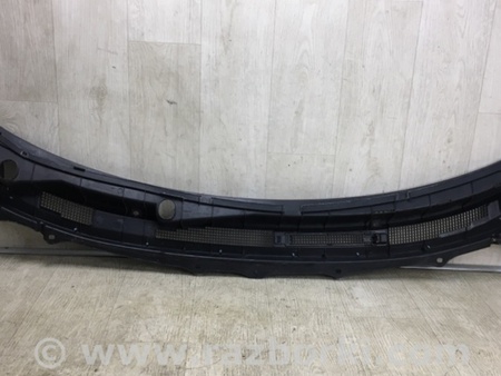 ФОТО Пластик под лобовое стекло (Жабо) для Nissan Rogue (08-14) Киев