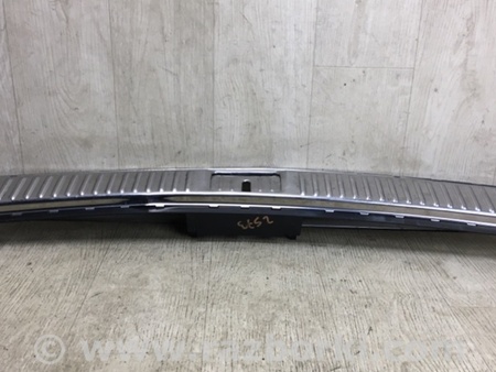 ФОТО Накладка на порог багажника для Porsche Cayenne Type 958 (10-18) Киев