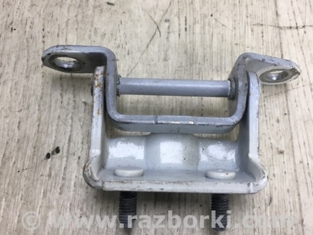 ФОТО Петля двери верхняя для Nissan Rogue (08-14) Киев