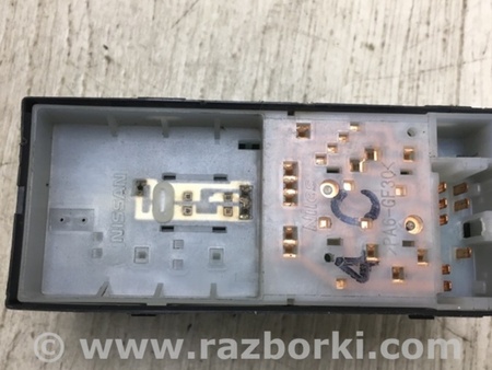 ФОТО Кнопка стеклоподьемника для Nissan Rogue (08-14) Киев