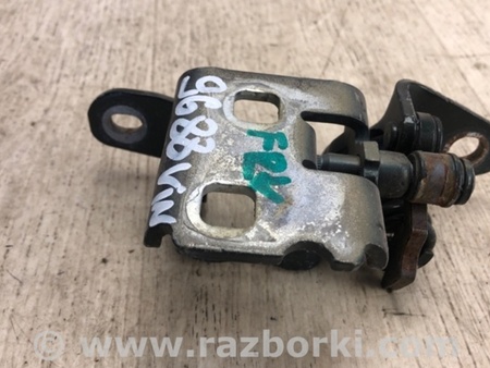ФОТО Петля двери нижняя для Jeep Patriot (10-17) Киев