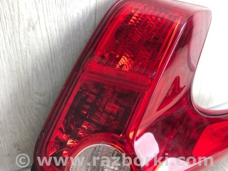 ФОТО Фонарь задний наружный для Nissan Juke (10-19) Киев
