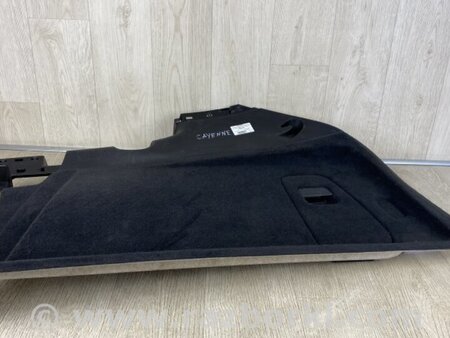 ФОТО Обшивка багажника для Porsche Cayenne Type 958 (10-18) Киев