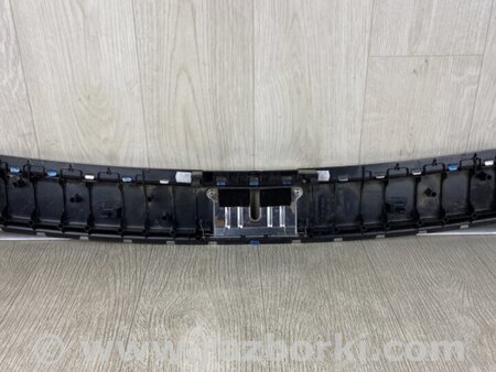 ФОТО Накладка на порог багажника для Porsche Cayenne Type 958 (10-18) Киев