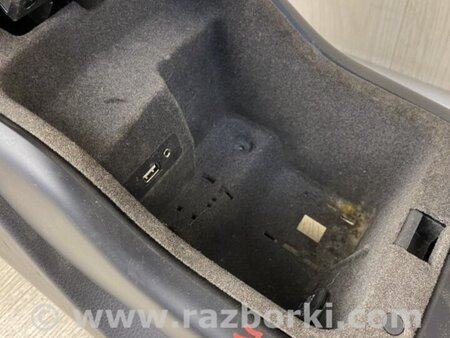 ФОТО Подлокотник для Porsche Cayenne Type 958 (10-18) Киев