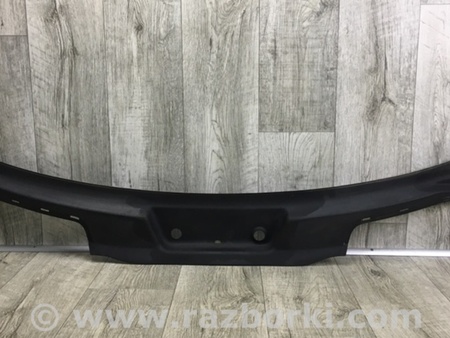 ФОТО Пластик под лобовое стекло (Жабо) для Porsche Cayenne Type 958 (10-18) Киев