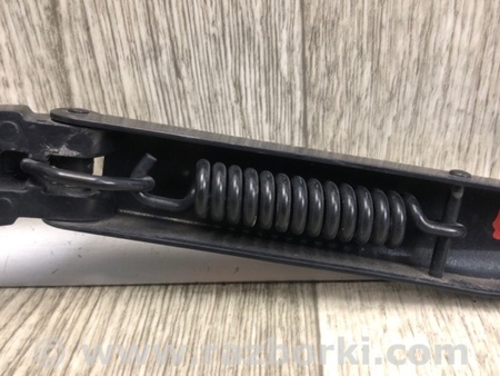 ФОТО Поводок дворника для Lexus RX350/450 (09-15) Киев