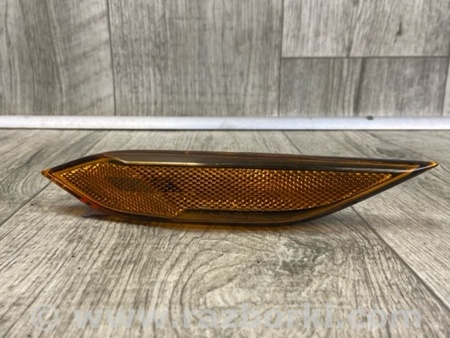 ФОТО Повторитель поворота в бампер для Porsche Cayenne Type 958 (10-18) Киев