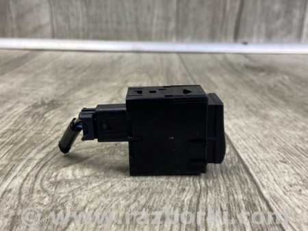 ФОТО Кнопка открывания багажника внутренняя для Lexus RX350/450 (09-15) Киев