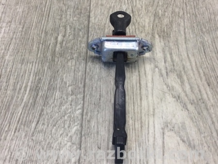 ФОТО Ограничитель двери для KIA Forte TD (08-13) Киев
