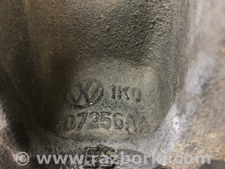 ФОТО Кулак поворотный для Volkswagen Tiguan (11-17) Киев