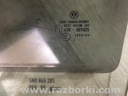 ФОТО Стекло двери для Volkswagen Tiguan (11-17) Киев