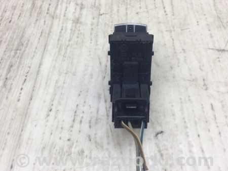 ФОТО Кнопка стеклоподьемника для Volkswagen Tiguan (11-17) Киев