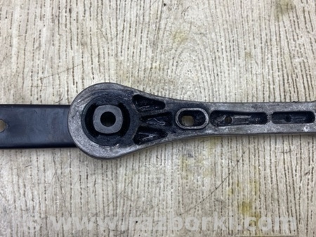 ФОТО Подушка для Volkswagen Tiguan (11-17) Киев
