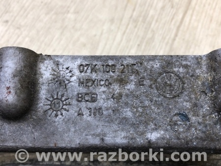 ФОТО Крышка коленвала для Volkswagen Jetta USA (10-17) Киев