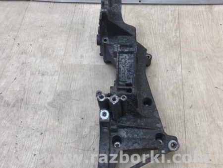 ФОТО Кронштейн генератора для Volkswagen Jetta USA (10-17) Киев