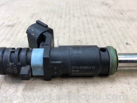 ФОТО Форсунка топливная для Volkswagen Jetta USA (10-17) Киев