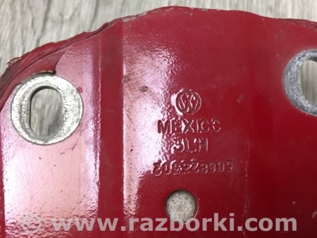 ФОТО Петля капота для Volkswagen Jetta USA (10-17) Киев