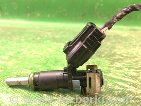 ФОТО Форсунка топливная для Volkswagen Jetta USA (10-17) Киев