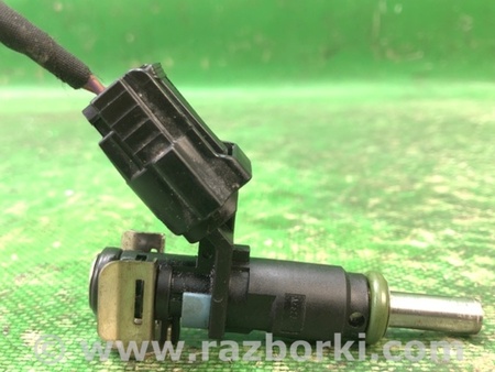 ФОТО Форсунка топливная для Volkswagen Jetta USA (10-17) Киев