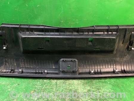 ФОТО Накладка крышки багажника для Volkswagen Jetta USA (10-17) Киев