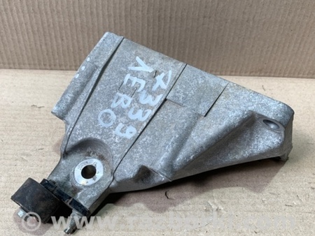 ФОТО Кронштейн крепления двигателя для Lexus LS460 (06-12) Киев