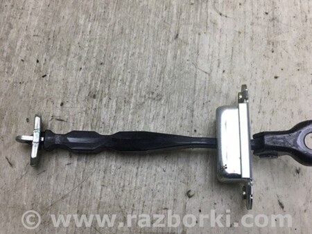 ФОТО Ограничитель двери для Nissan Juke (10-19) Киев