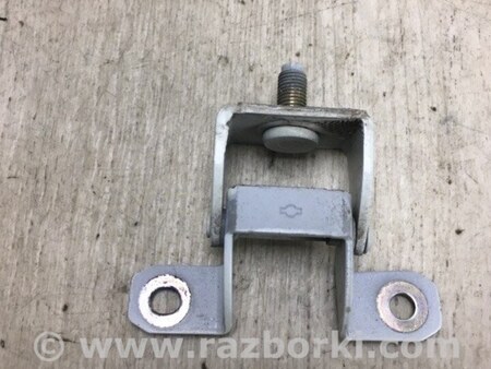 ФОТО Петля крышки багажника для Nissan Juke (10-19) Киев