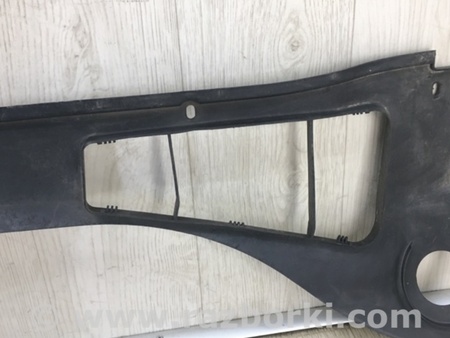 ФОТО Пластик под лобовое стекло (Жабо) для Ford Focus 3 (01.2010 - 03.2018) Киев