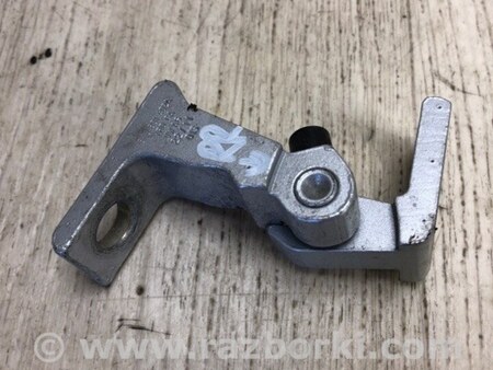 ФОТО Петля двери нижняя для Volkswagen Jetta USA (10-17) Киев