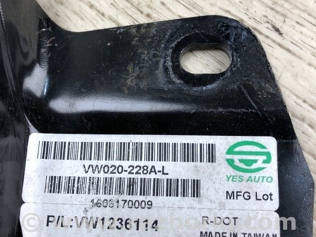 ФОТО Петля капота для Volkswagen Jetta USA (10-17) Киев