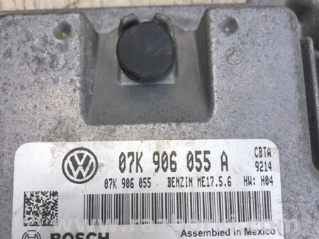 ФОТО Блок управления двигателем для Volkswagen Jetta USA (10-17) Киев