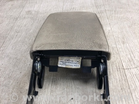 ФОТО Подлокотник для Volkswagen Jetta USA (10-17) Киев