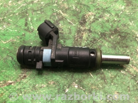 ФОТО Форсунка топливная для Volkswagen Jetta USA (10-17) Киев