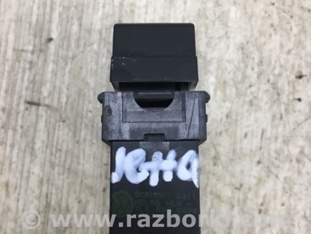 ФОТО Кнопка стеклоподьемника для Volkswagen Jetta USA (10-17) Киев