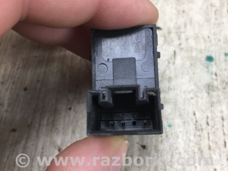 ФОТО Кнопка стеклоподьемника для Volkswagen Jetta USA (10-17) Киев