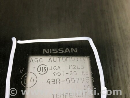 ФОТО Стекло двери для Nissan Juke (10-19) Киев