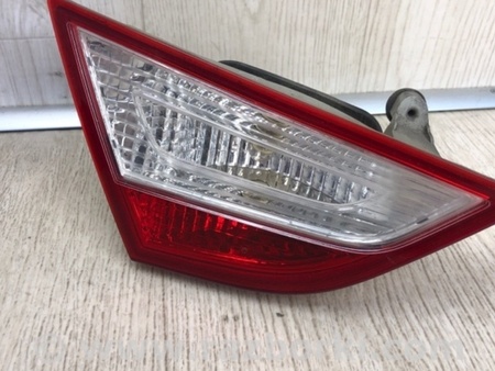 ФОТО Фонарь задний внутренний для Hyundai Sonata YF (09.2009-03.2014) Киев