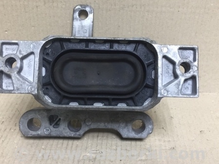 ФОТО Подушка для Volkswagen Passat B7 (09.2010-06.2015) Киев