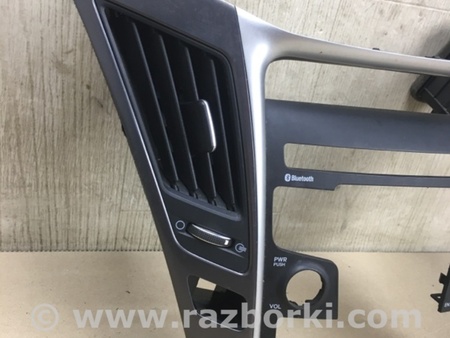 ФОТО Накладка торпедо под магнитолу для Hyundai Sonata YF (09.2009-03.2014) Киев