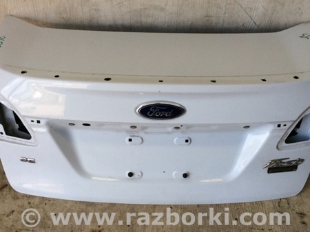 ФОТО Крышка багажника для Ford Fiesta Mk6 (2008-2017) Киев