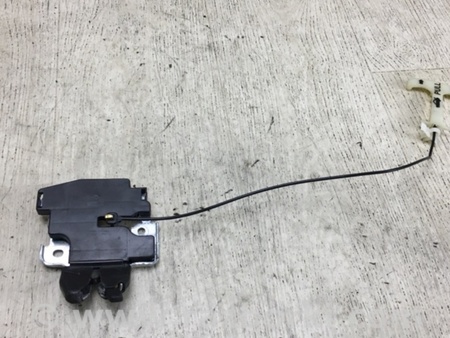 ФОТО Замок крышки багажника для Nissan Sentra B16 Киев