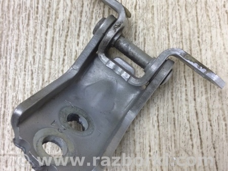 ФОТО Петля двери нижняя для Nissan Sentra B16 Киев