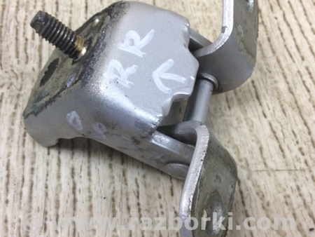ФОТО Петля двери верхняя для Nissan Sentra B16 Киев