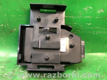 ФОТО Блок управления крышкой багажника для Volkswagen Passat B7 (09.2010-06.2015) Киев