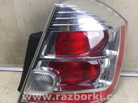 ФОТО Фонарь задний наружный для Nissan Sentra B16 Киев