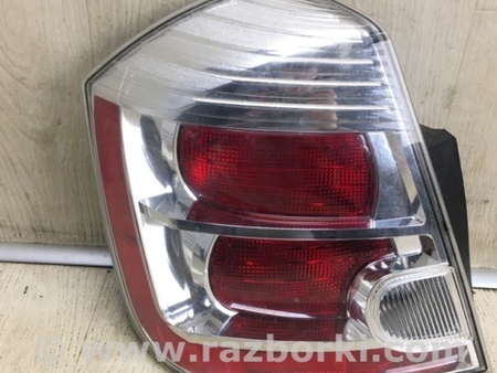ФОТО Фонарь задний наружный для Nissan Sentra B16 Киев