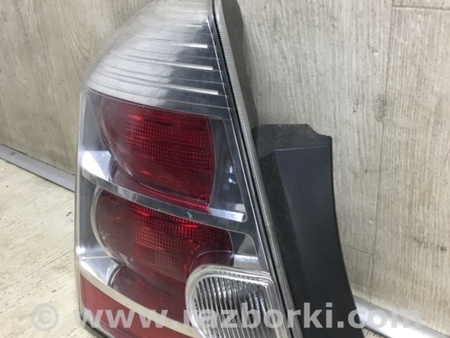 ФОТО Фонарь задний наружный для Nissan Sentra B16 Киев