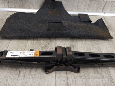 ФОТО Домкрат для Ford Edge 1 U387 (01.2006-04.2015) Киев