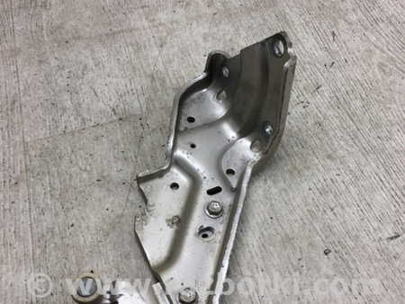 ФОТО Ролик нижний боковой сдвижной двери для Toyota Sienna (11-16) Киев